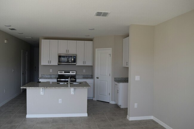 Building Photo - 17125 Blowfish Dr