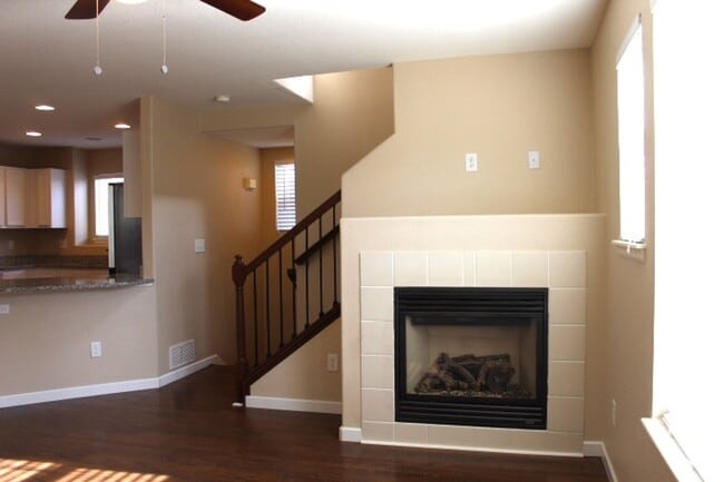 Building Photo - Stunning 3 BR/3 BA in Stockbridge At Meridian Community!
