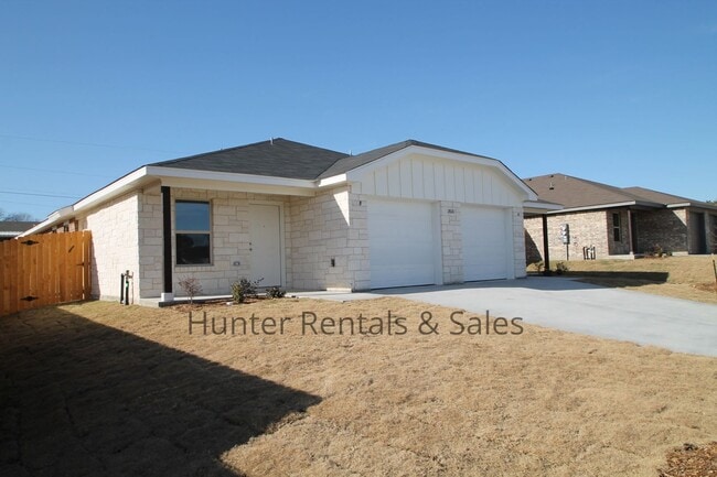 Building Photo - Exceptional 3 Bedroom Heights Duplex