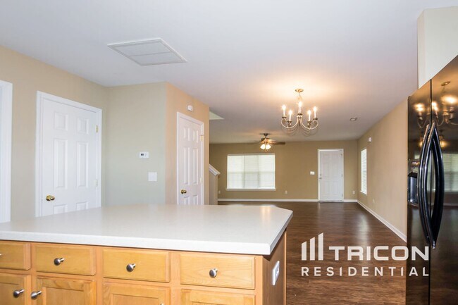 Building Photo - 10838 Traders Ct