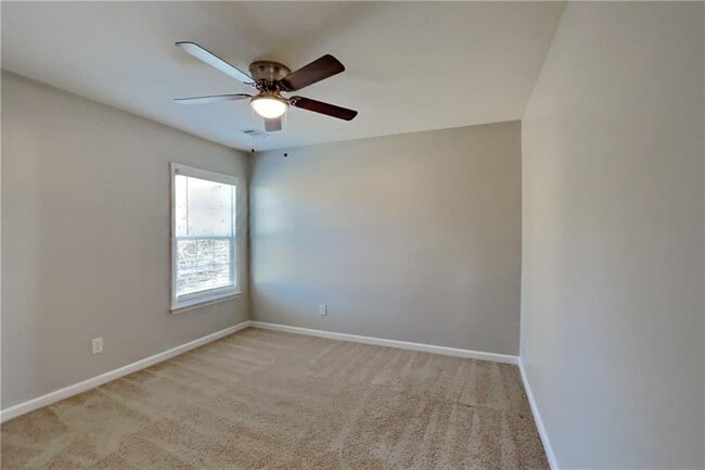 Building Photo - 3370 Spindletop Dr NW