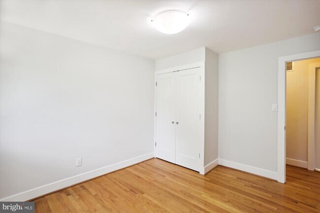 Building Photo - 8206 Stone Trail Dr