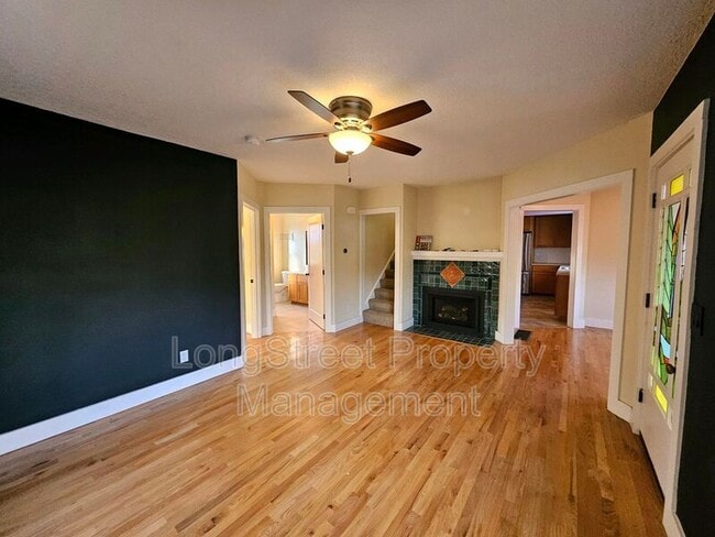 Building Photo - 7855 N Wabash Ave