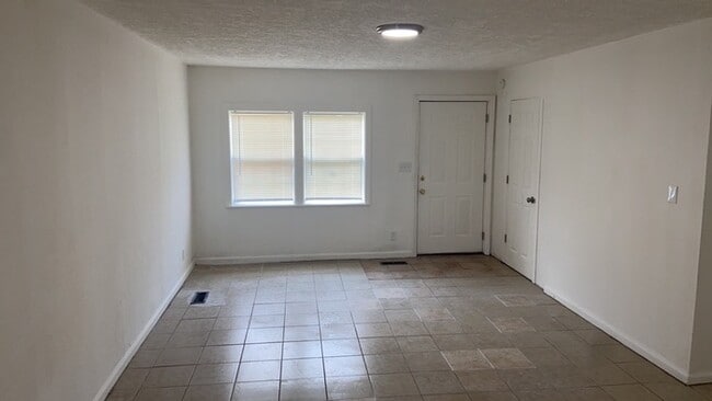 Building Photo - 3939 Prescott Ave