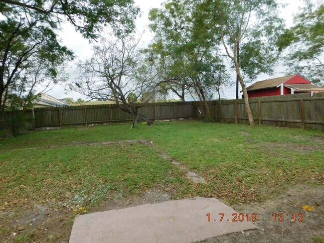 Building Photo - 2625 Riggan St