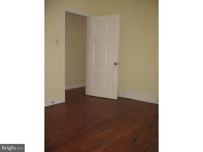 Building Photo - 805 N Beechwood St