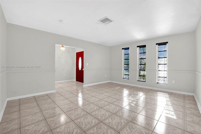 Building Photo - 12193 SW 82nd Ave