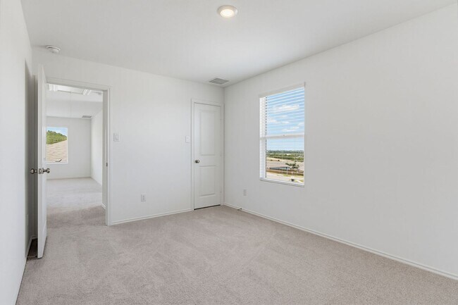 Building Photo - 216 Ayla Marie Cove