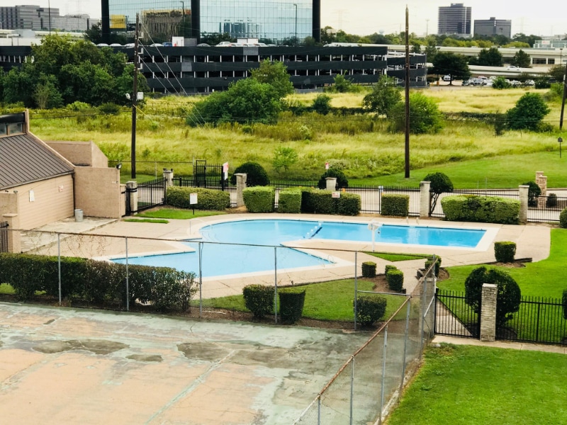 Building Photo - 202 Plaza Verde Dr