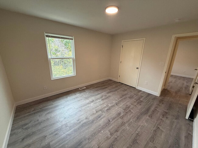 Building Photo - 1709 Hanover Blvd