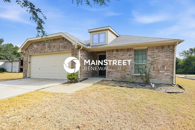 Building Photo - 4 Bedroom Pet-Friendly Home in Dallas, TX with Main Street Renewal