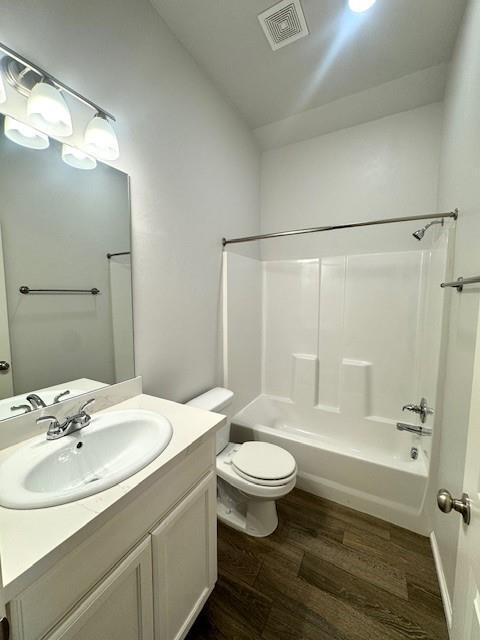 Building Photo - 2501 Northcreek Ln