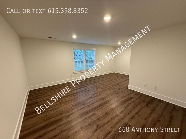 Building Photo - 668 Anthony St