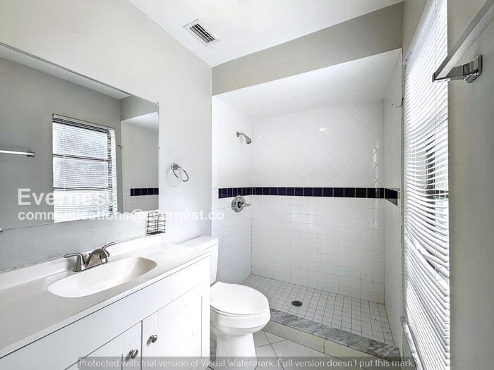 Building Photo - 2 Chip Ct