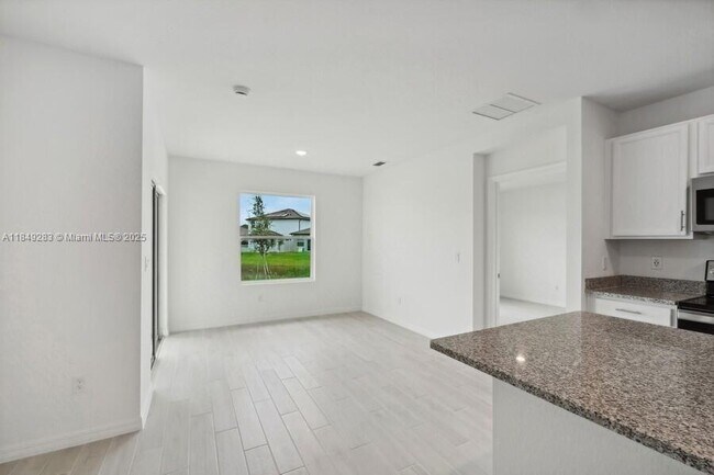 Building Photo - 4971 Armina Pl