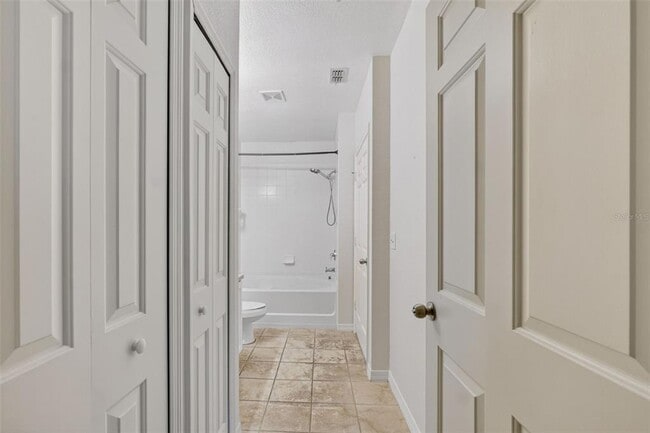 Building Photo - 5550 E Michigan St