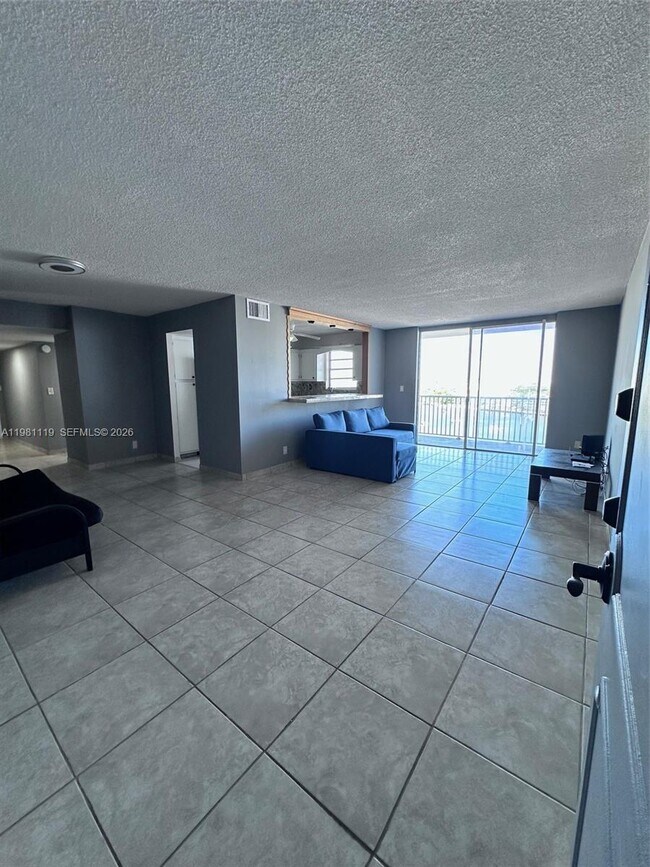 Building Photo - 137 Golden Isles Dr