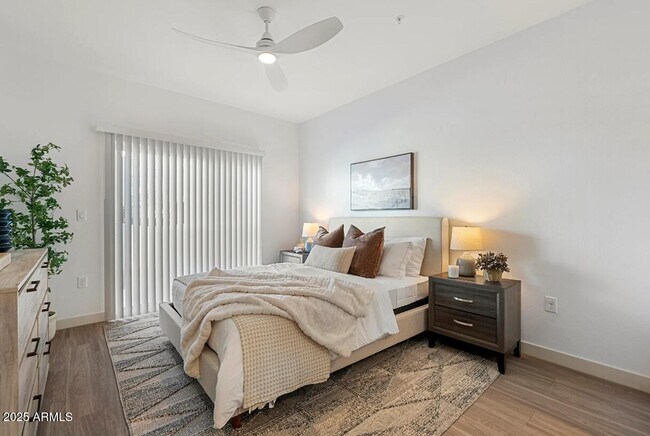 Building Photo - 9275 N 29th Ave