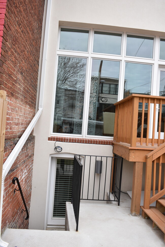 Basement back entry - 937 R St NW