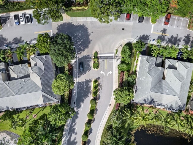 Building Photo - 2475 Cordoba Bend