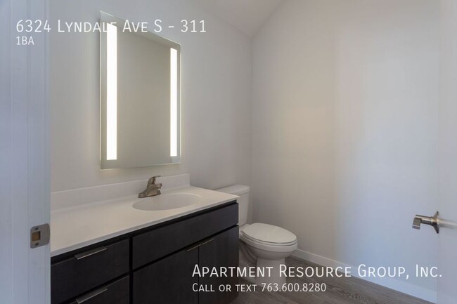 Building Photo - Studio Apartment for Rent in Richfield!