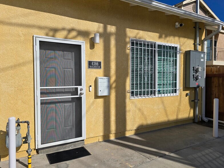 Building Photo - 4386 Marlborough Ave