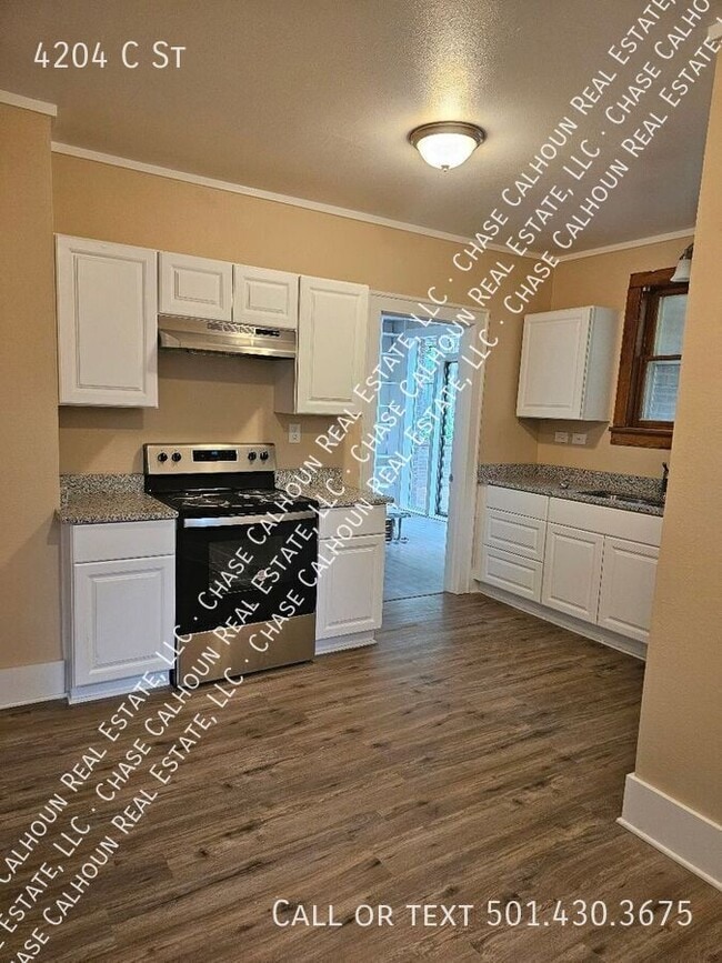 Building Photo - 4204 C St