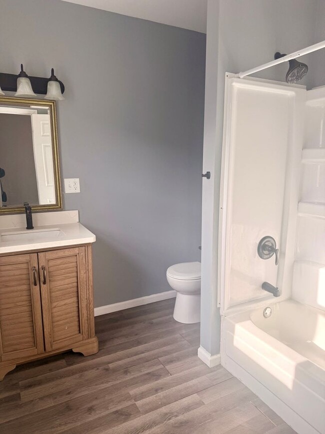 Building Photo - 713 S 4th St