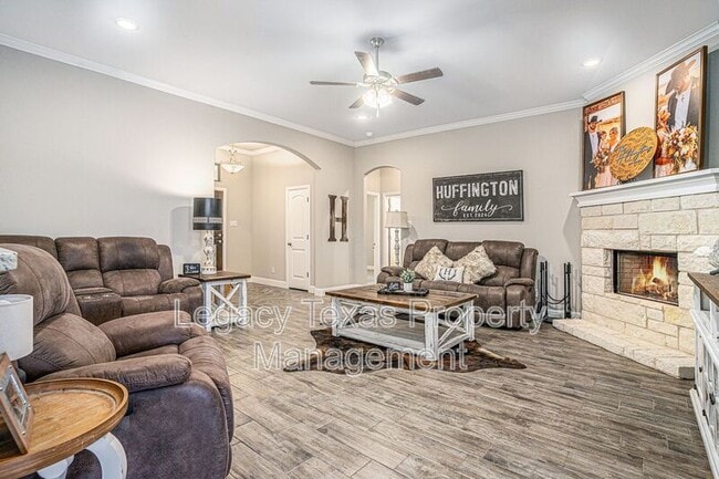 Building Photo - 226 Harp Ave