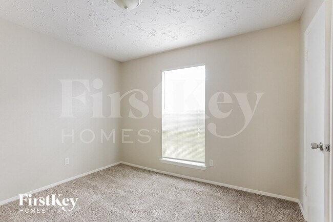 Building Photo - 24134 Silversmith Ln