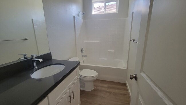 Building Photo - 8407 Grandy St