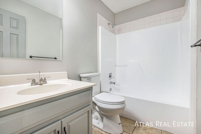 Building Photo - 1871 Quail Ridge Dr