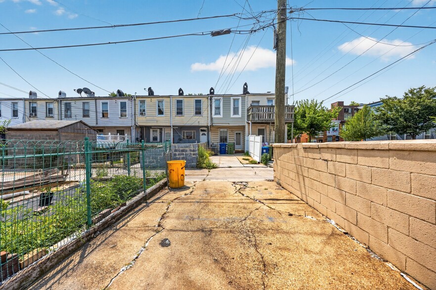 Building Photo - 602 S Macon St
