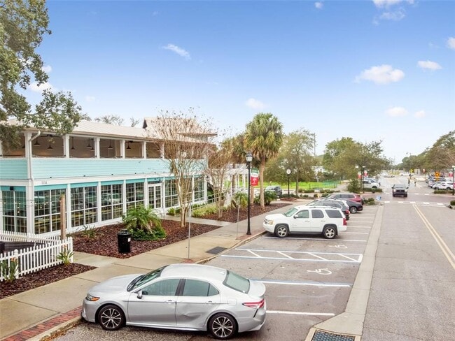 Building Photo - 1061 Rushmore Dr