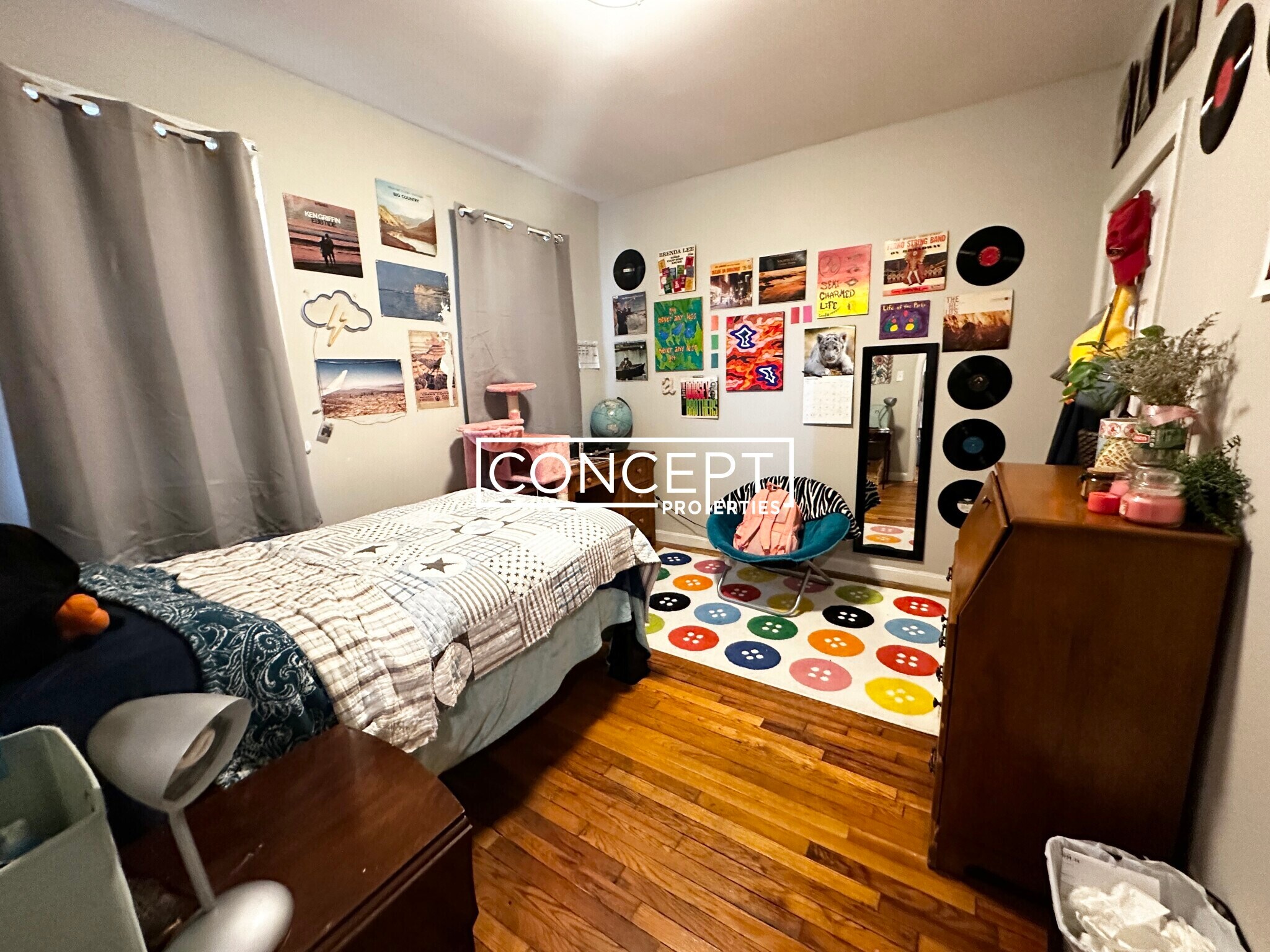 Building Photo - 777 Parker St