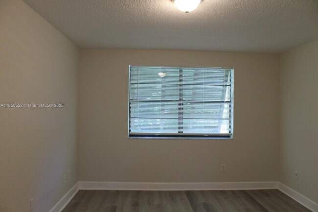 Building Photo - 7925 SW 86th St