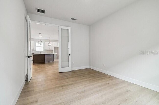 Building Photo - 11865 Mile Marsh Dr