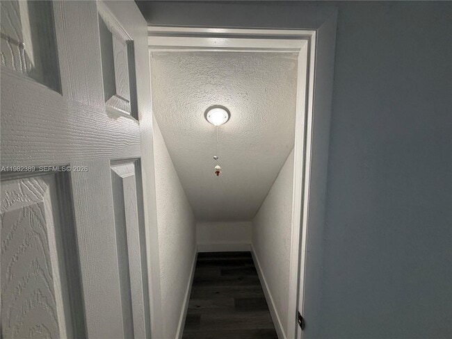 Building Photo - 7155 W 2nd Way