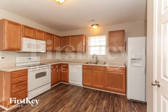 Building Photo - 4616 Trillium Fields Dr