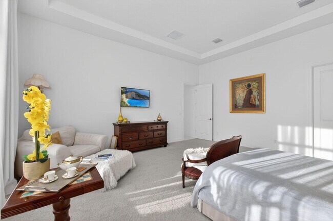 Building Photo - 11460 SW Pietra Wy