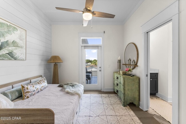 Building Photo - 407 Petrel St