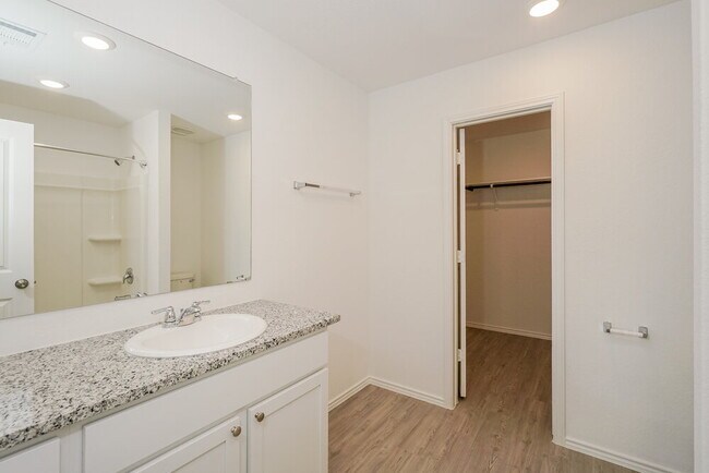 Building Photo - 14404 Penny Run