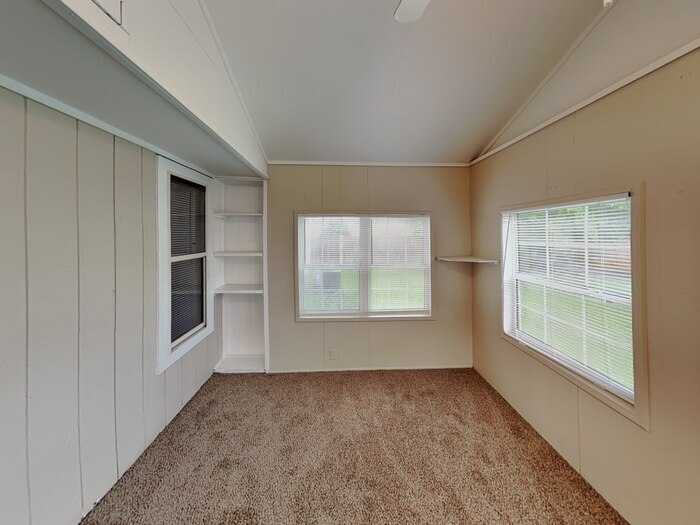 Building Photo - 9088 Forgemaker Ct