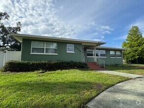 Building Photo - 2076 Burnice Dr