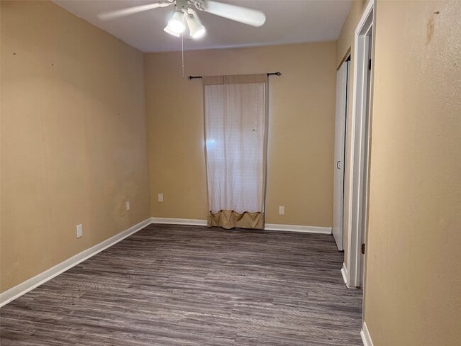 Building Photo - 2110 Lariat Trail
