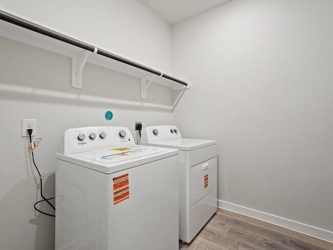 Building Photo - 17115 King Eider Rd