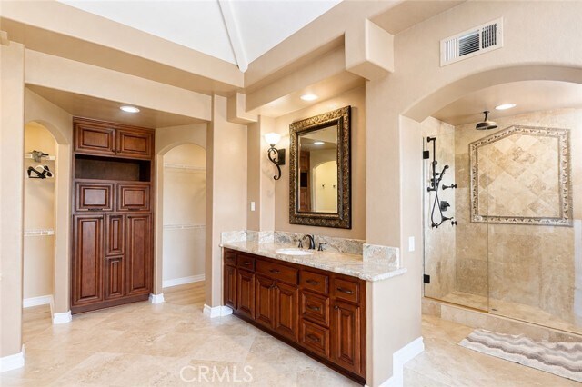Building Photo - 5640 Smokey Mountain Way