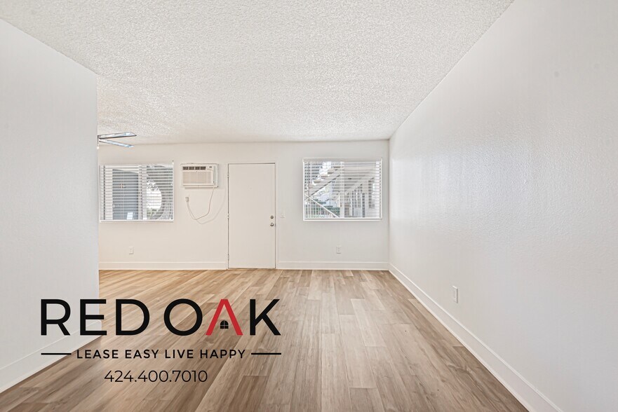 Building Photo - 13325 Heacock St