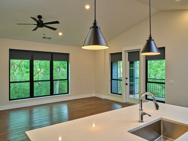 Building Photo - Tributary 50 Unit 209