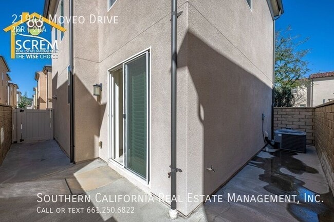 Building Photo - 21944 Moveo Dr